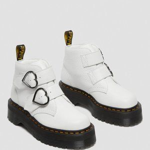 BRAND NEW - Womens Dr. Martens Devon Hearts Quad Boot - White - Size 5